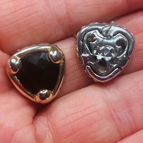 Elegant Black, Gold, & Silver Stud Earrings - Picture 4 of 4